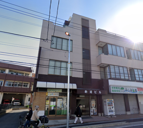 神奈川屋根の木株式会社（神奈川県鎌倉市）の店舗イメージ