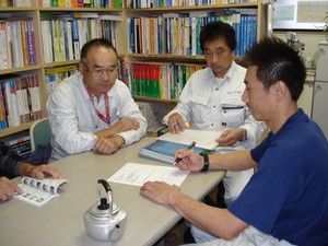 株式会社　マルカ創芸ロゴ