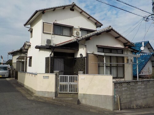 福岡県中間市の物件の施工前