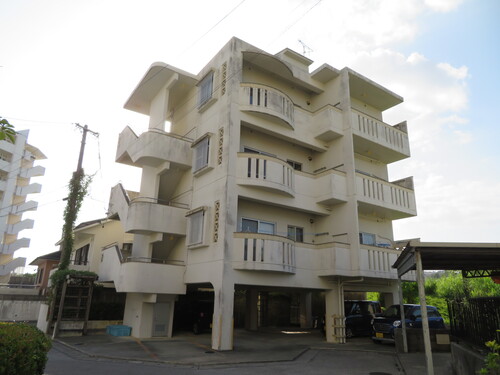 沖縄県名護市の物件の施工前