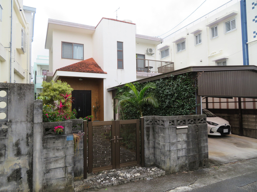 沖縄県中頭郡の物件の施工前