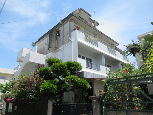 沖縄県那覇市の物件の施工前