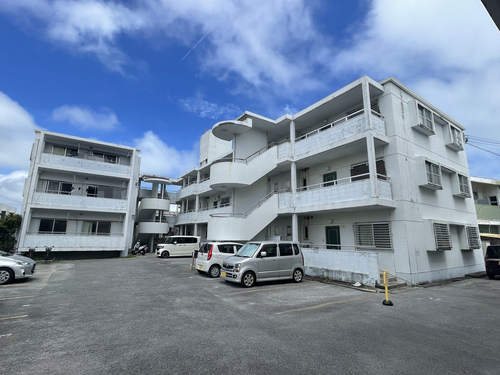 沖縄県島尻郡の物件の施工前