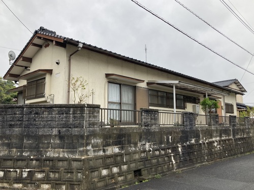 福岡県飯塚市の物件の施工前